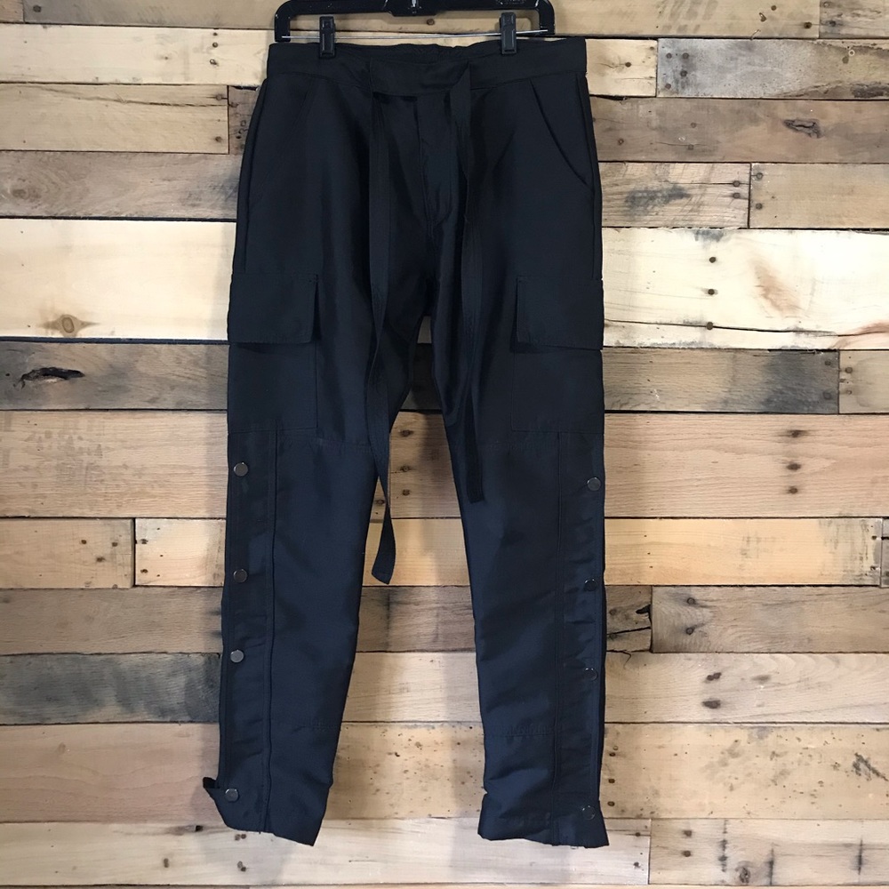 Mnml Snap Zipper Cargos